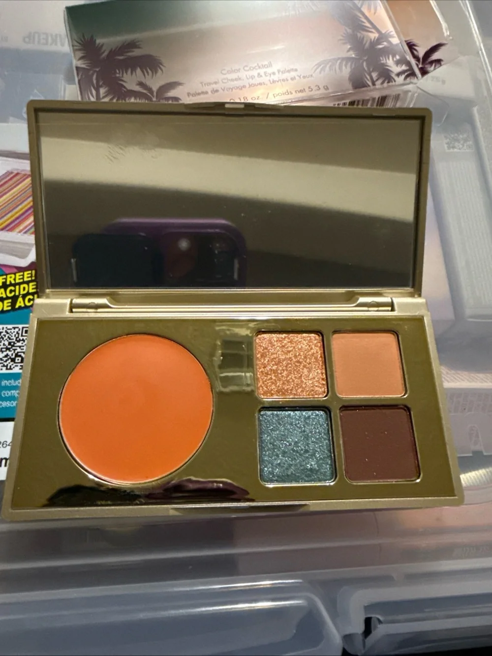 a Stila Color Cocktail Travel Cheek, Lip & Eye Palette